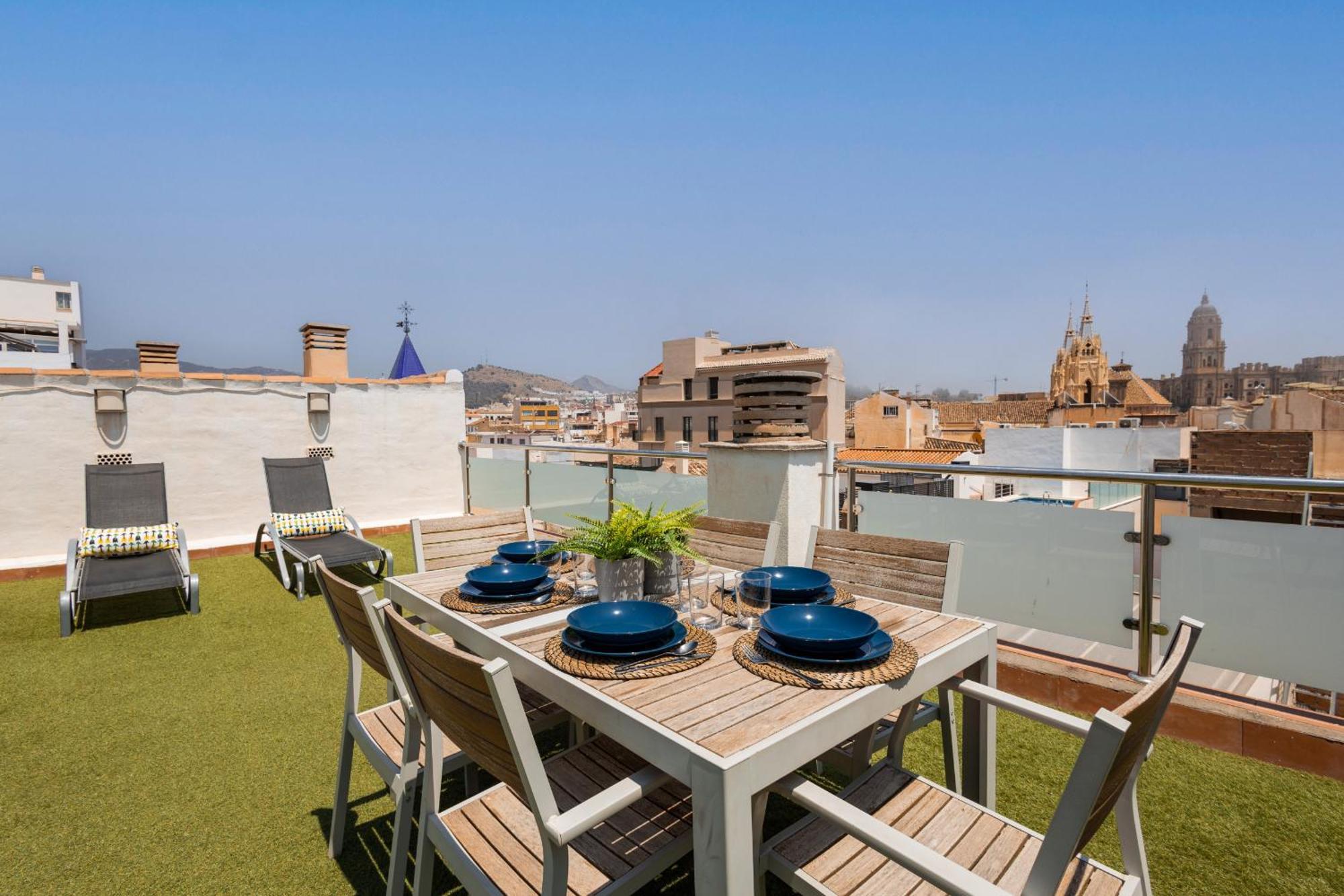 Appartement C103 - Sunny Terrace, Old Town Views à Málaga Extérieur photo
