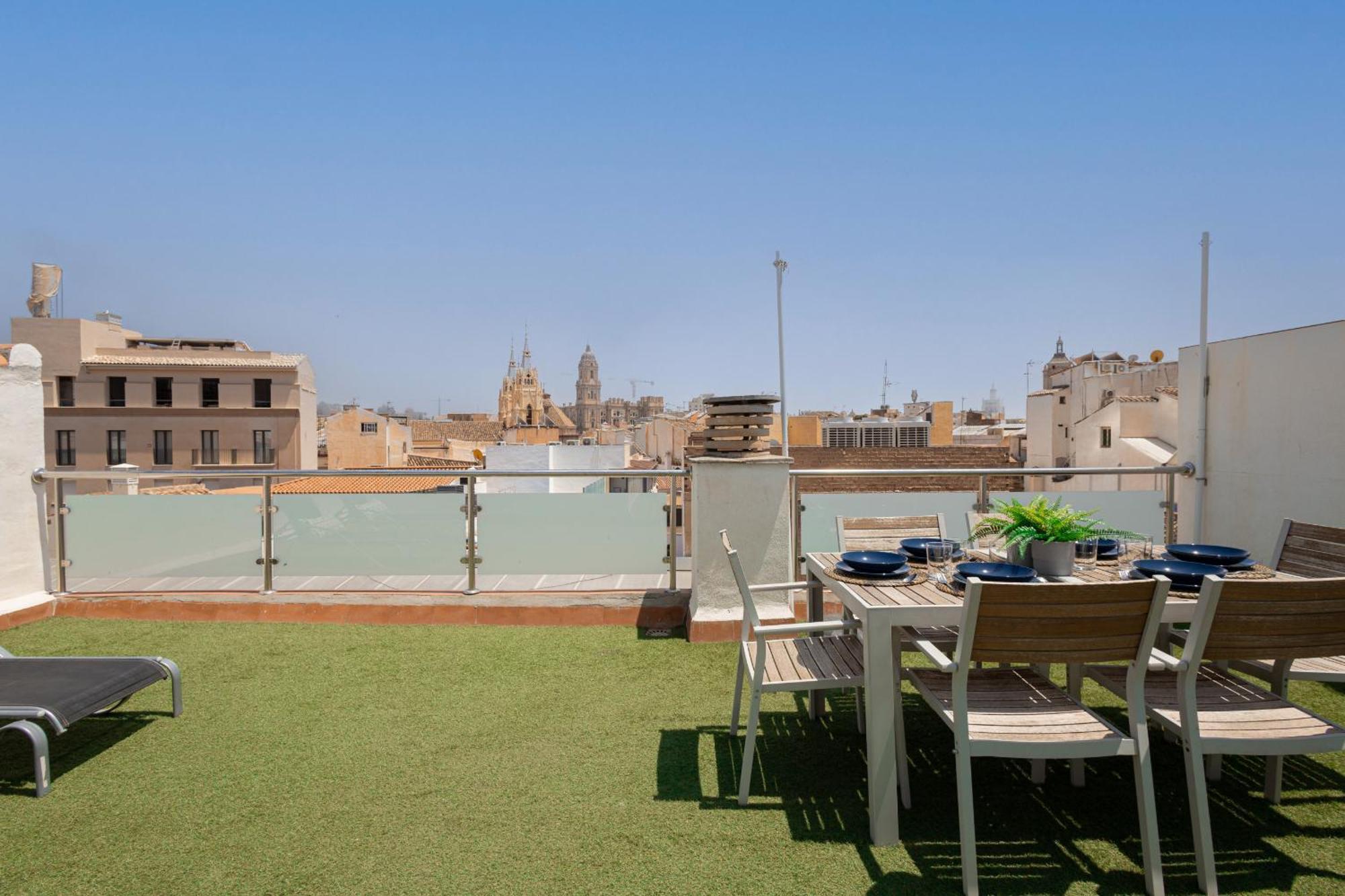 Appartement C103 - Sunny Terrace, Old Town Views à Málaga Extérieur photo